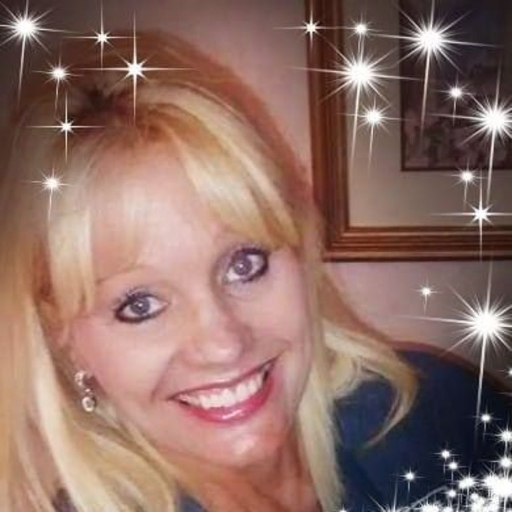 Meet your Posher, Deborah
